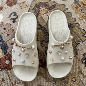 Crocs Vanilla Platform Slides w Pearls sz 11